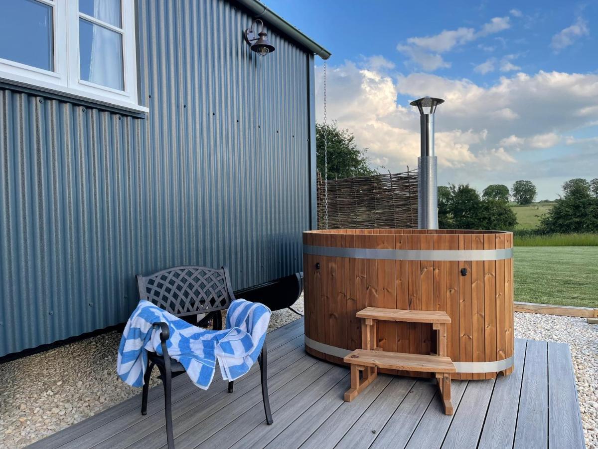The Bibury - Westwell Downs Shepherd Huts オックスフォード エクステリア 写真